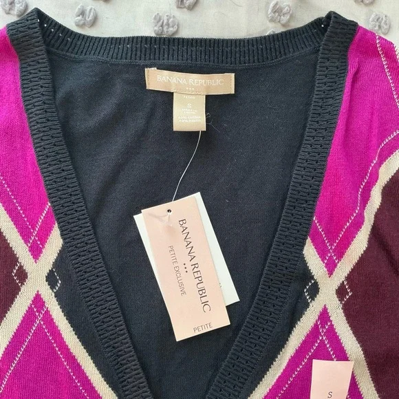 Banana Republic Women's Argyle Cardigan - Pink and Black - Picture 4 of 7